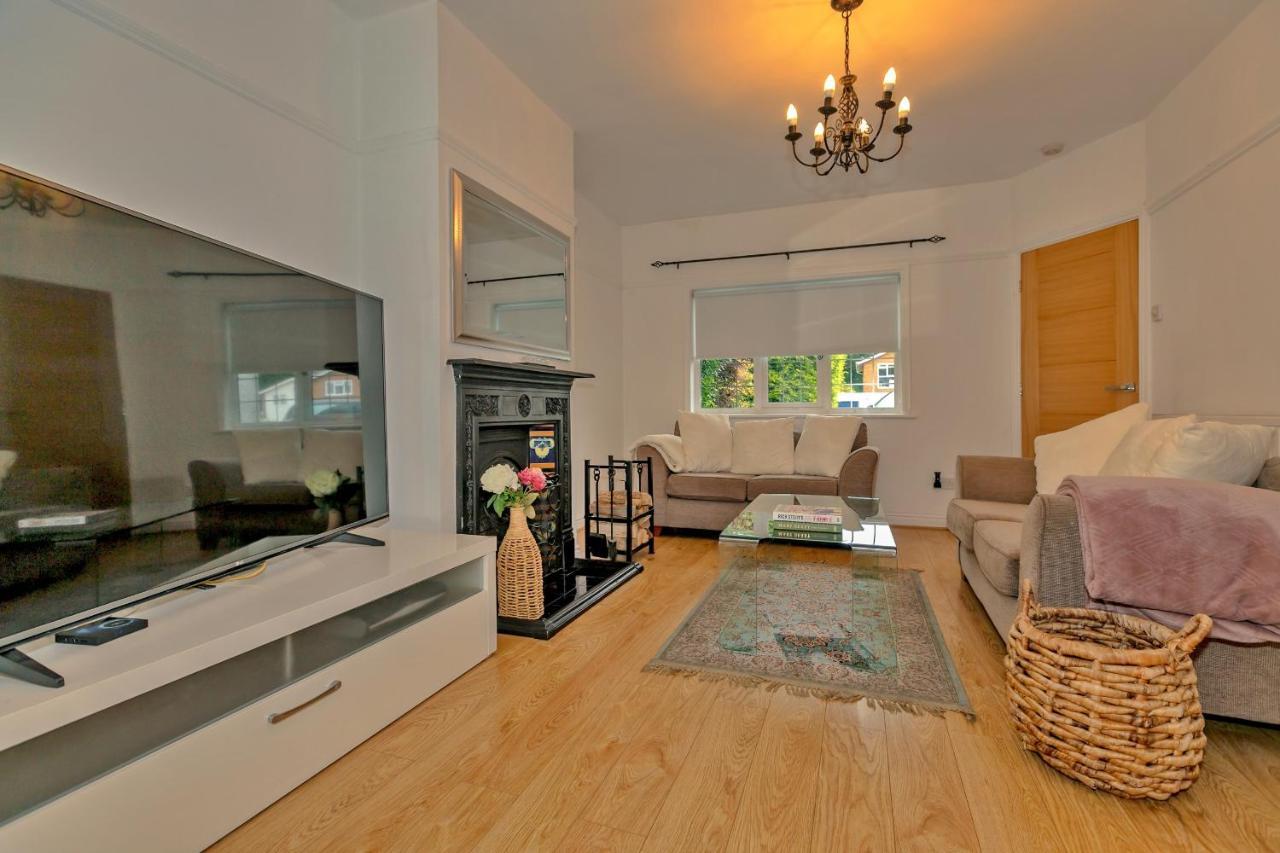 Finest Retreats - Debarnes House Villa Solihull Kültér fotó