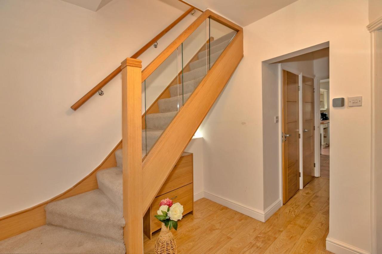 Finest Retreats - Debarnes House Villa Solihull Kültér fotó